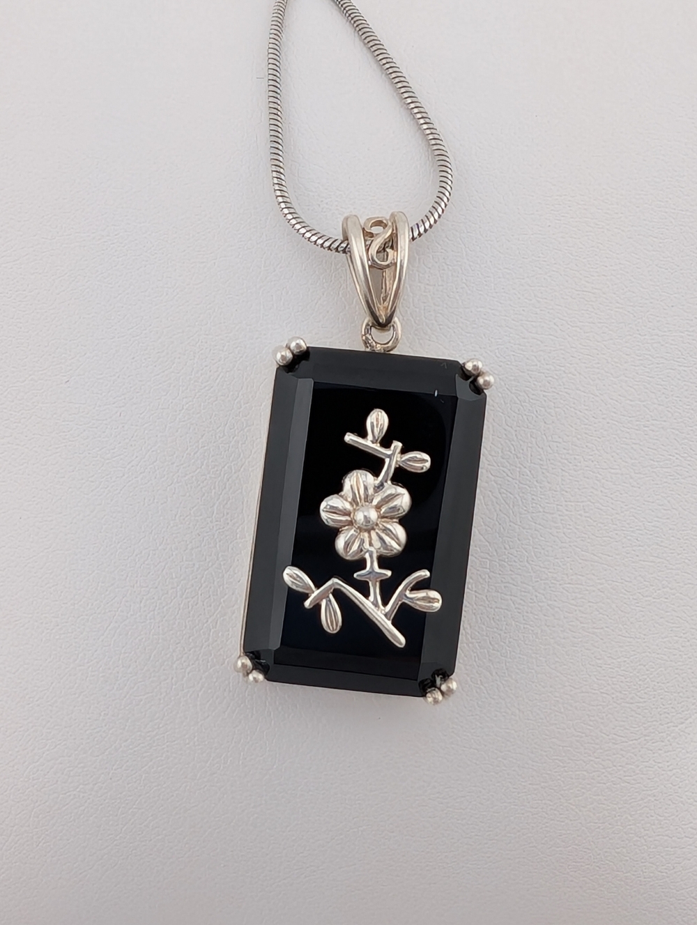 VTG 925 Sterling Silver Black Onyx Flower Pendant Rectangle Necklace Fine Jewelr